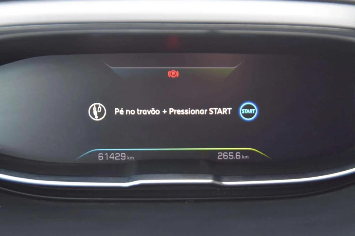 peugeot-3008-2025-hibrido-a-gasolina-1598cc