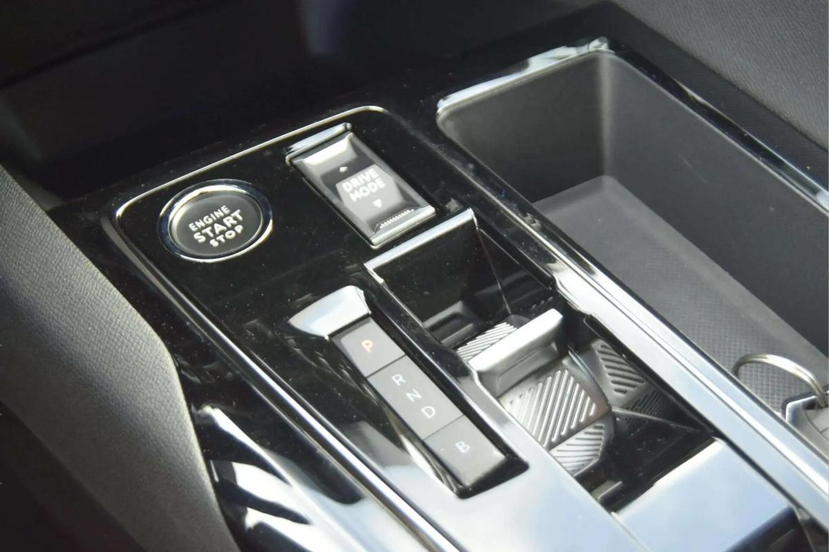 peugeot-3008-2025-hibrido-a-gasolina-1598cc