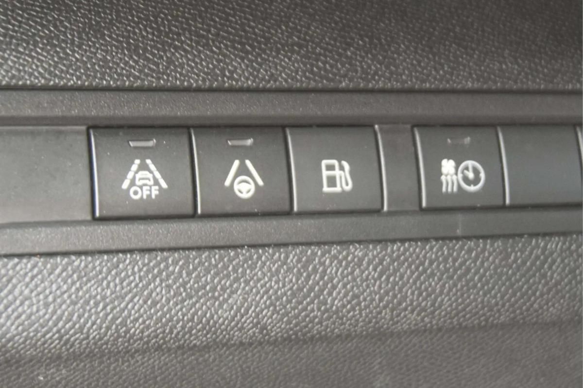peugeot-3008-2025-hibrido-a-gasolina-1598cc