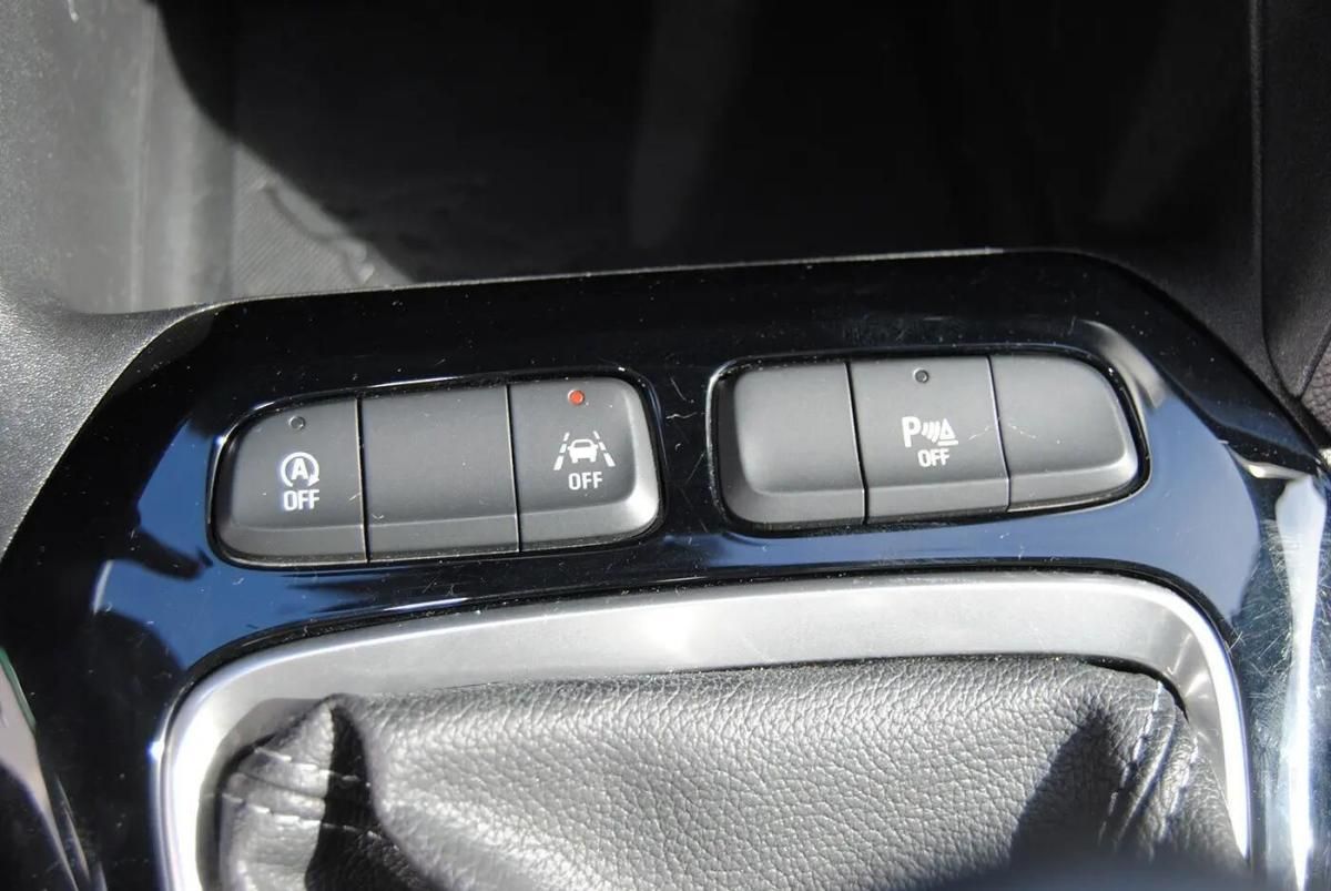 opel-corsa-2023-gasolina-1199cc