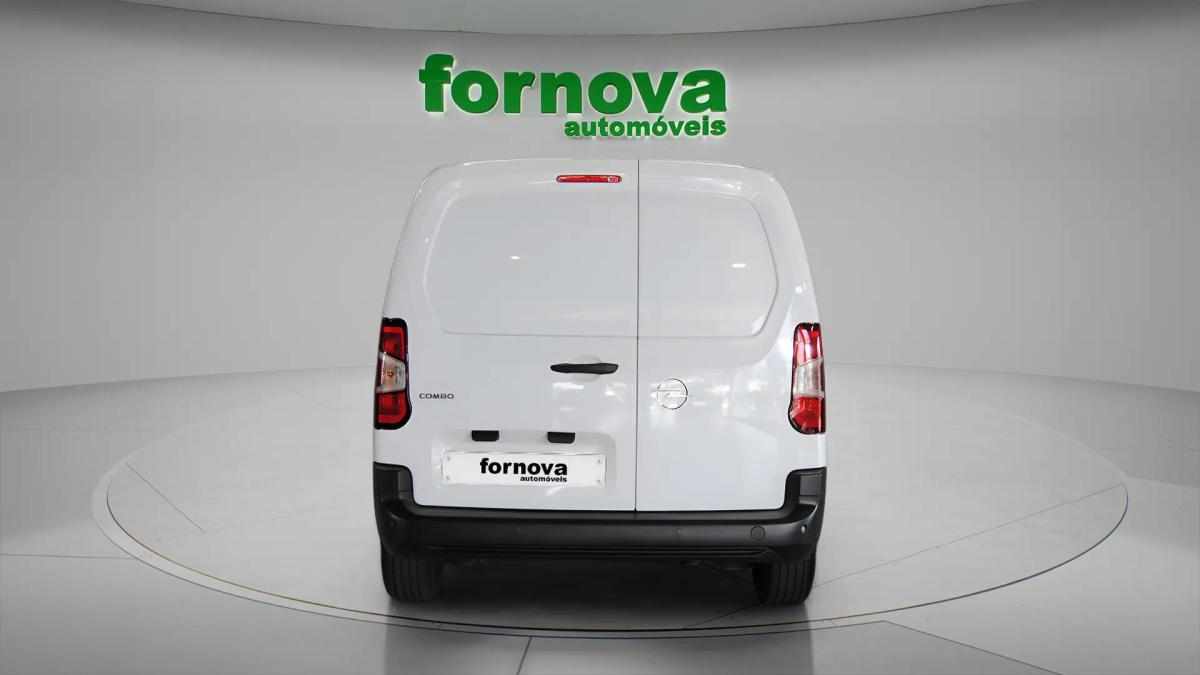 opel-combo-2025-diesel-1499cc