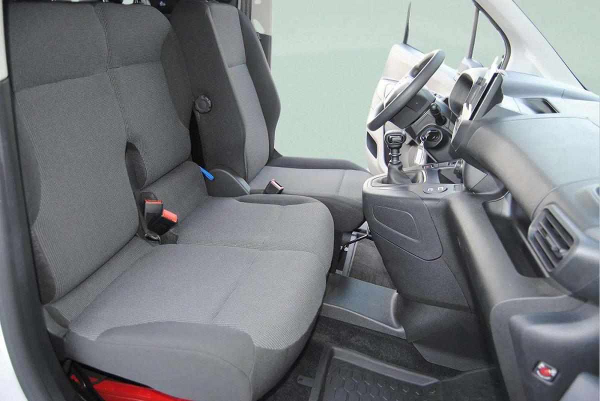 opel-combo-2025-diesel-1499cc