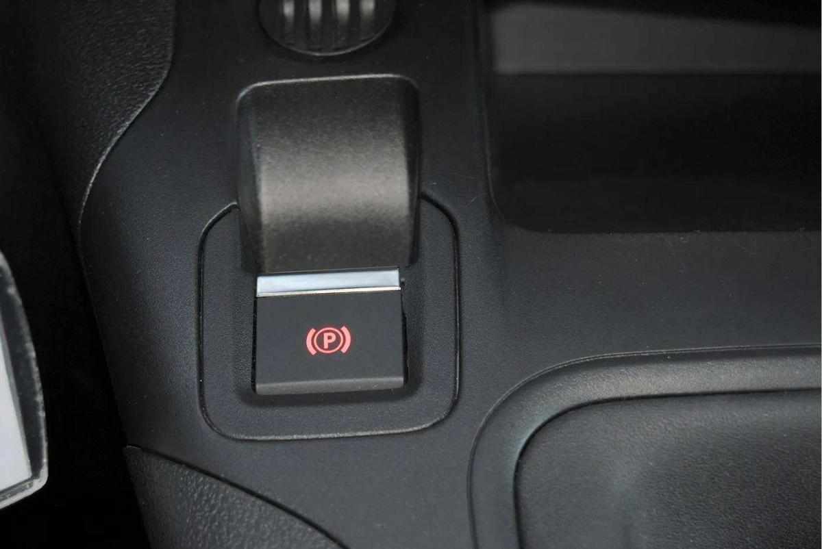 opel-combo-2025-diesel-1499cc