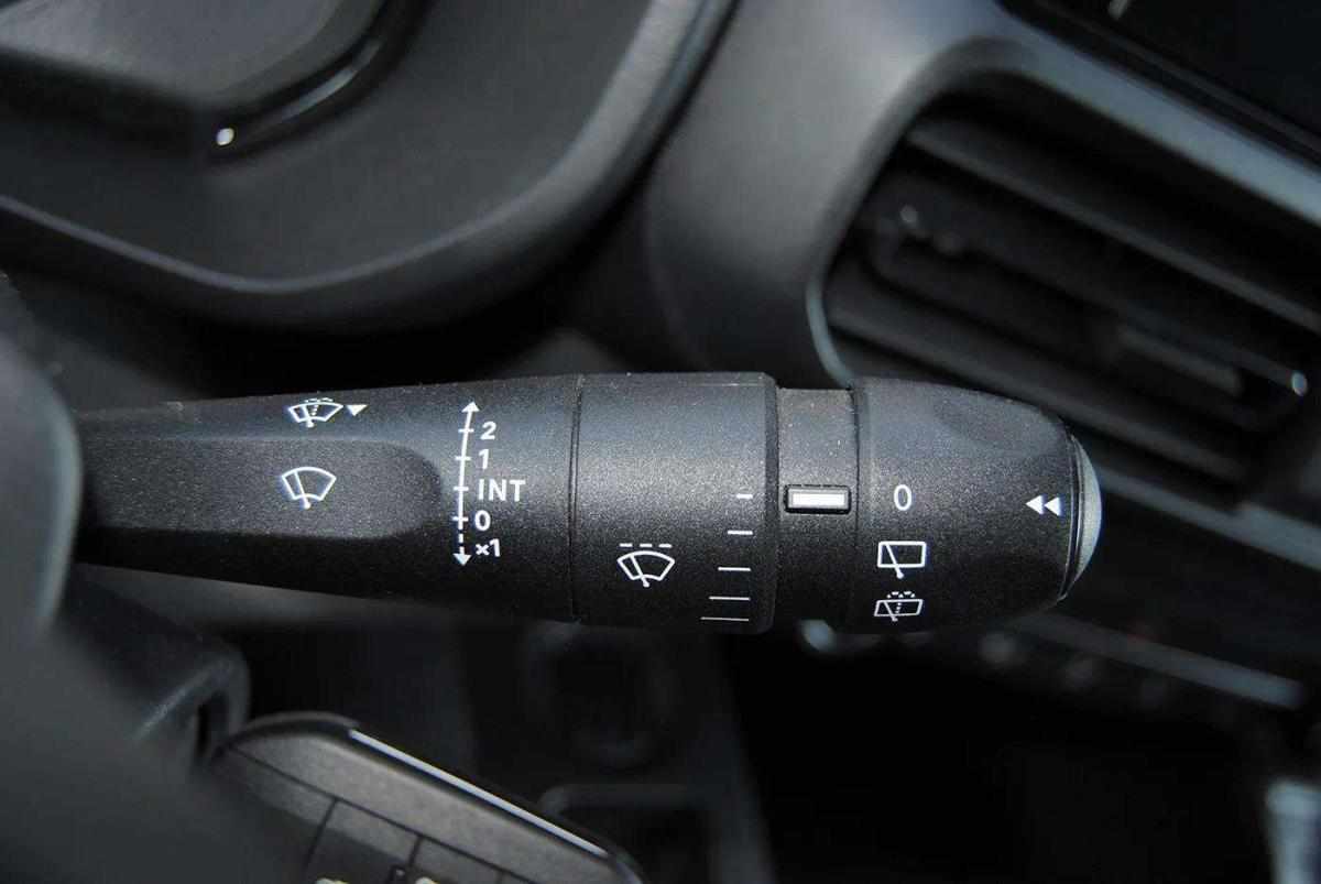 opel-combo-2025-diesel-1499cc