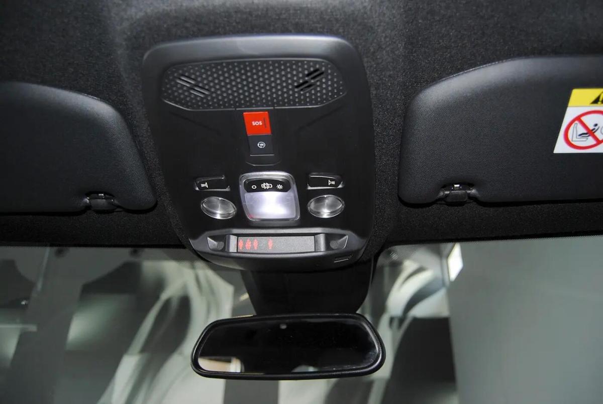 opel-corsa-2024-gasolina-1199cc