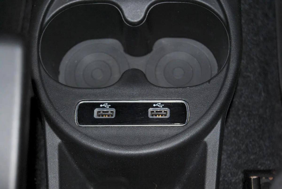 fiat-500c-2023-hibrido-a-gasolina-999cc