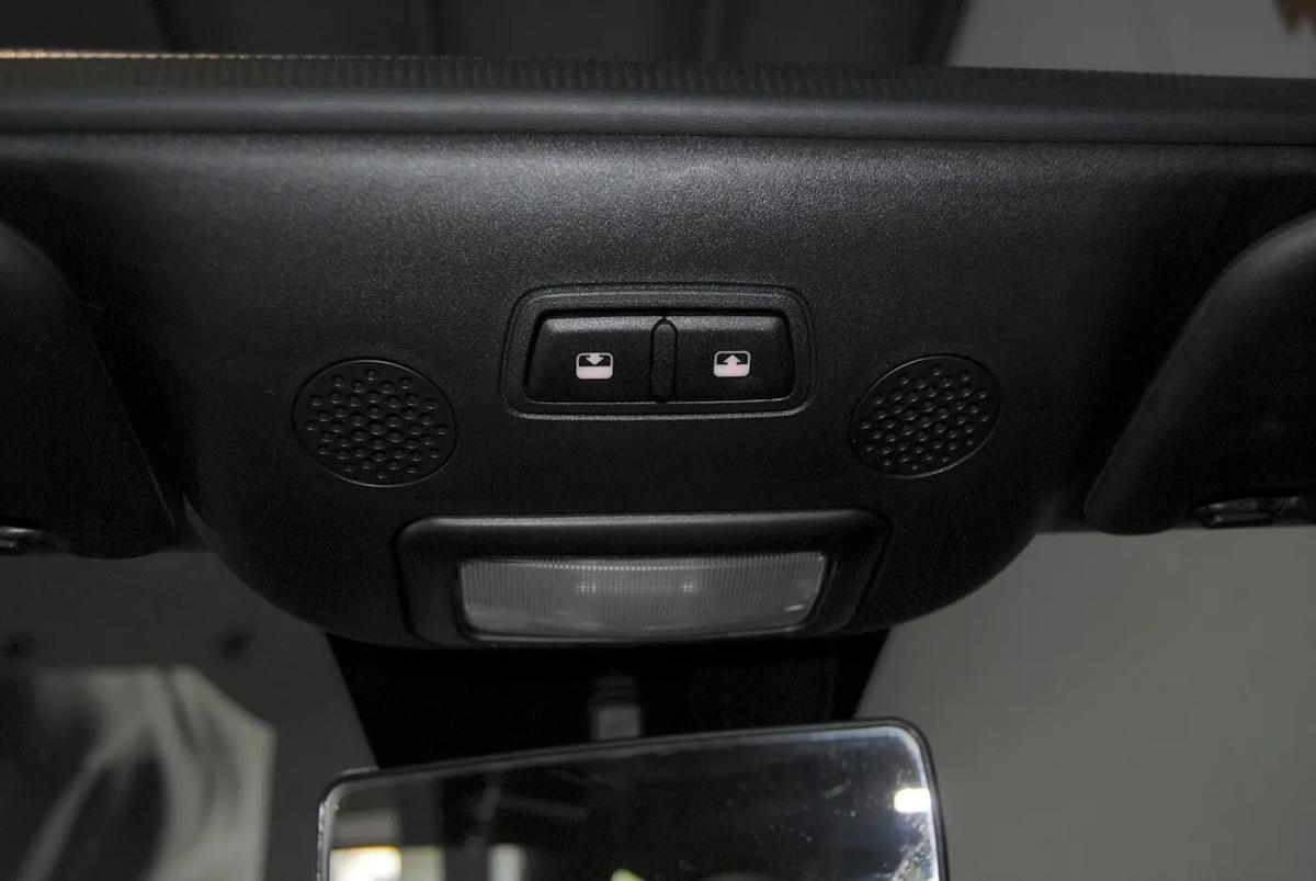 fiat-500c-2023-hibrido-a-gasolina-999cc