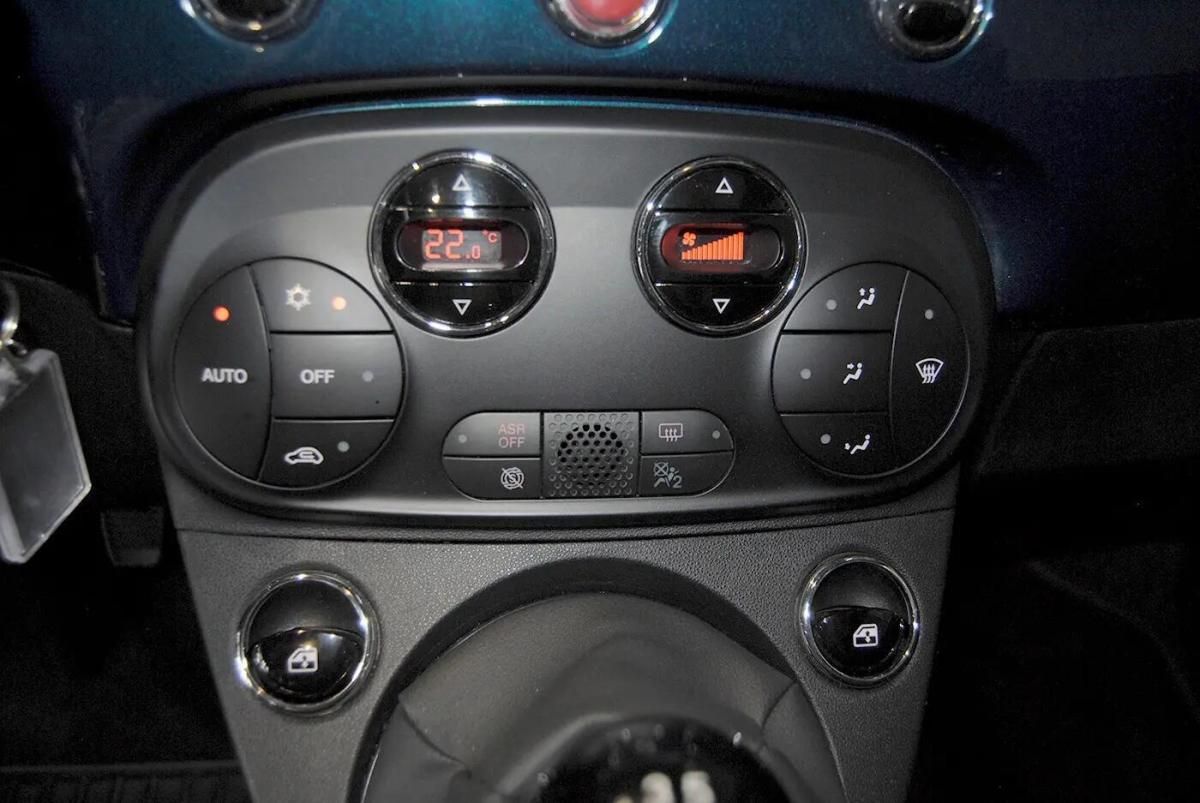fiat-500c-2023-hibrido-a-gasolina-999cc