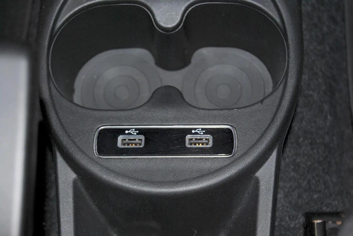 fiat-500c-2023-hibrido-a-gasolina-999cc