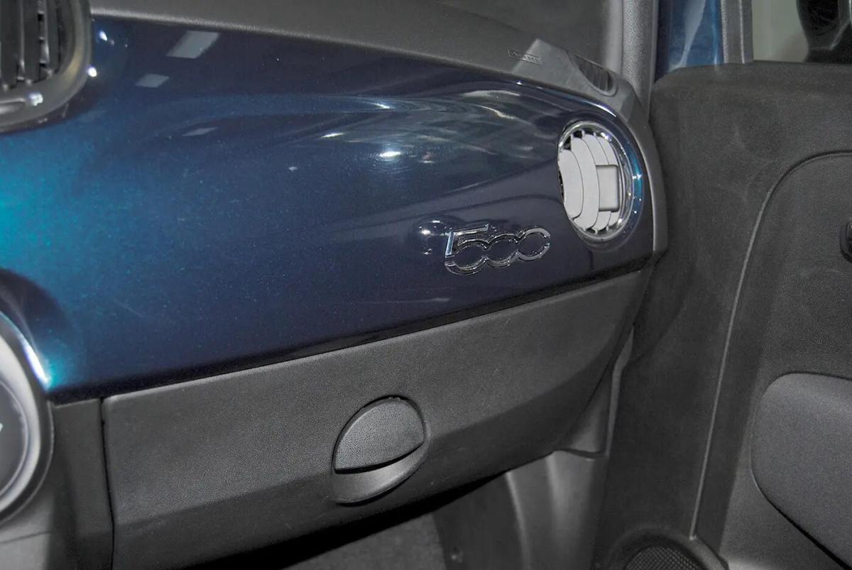 fiat-500c-2023-hibrido-a-gasolina-999cc