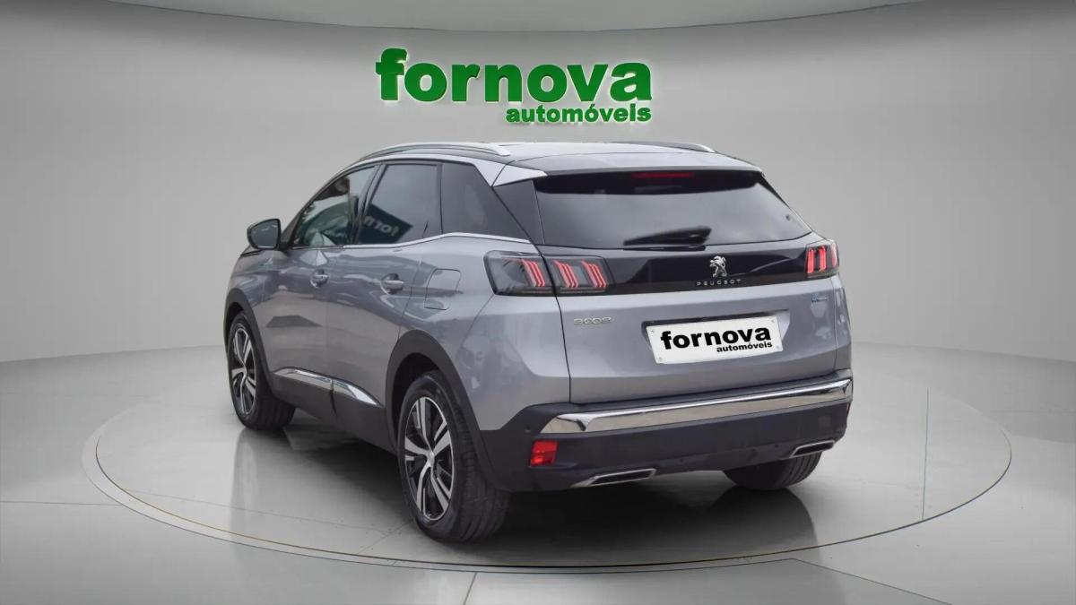 peugeot-3008-2023-hibrido-a-gasolina-1598cc