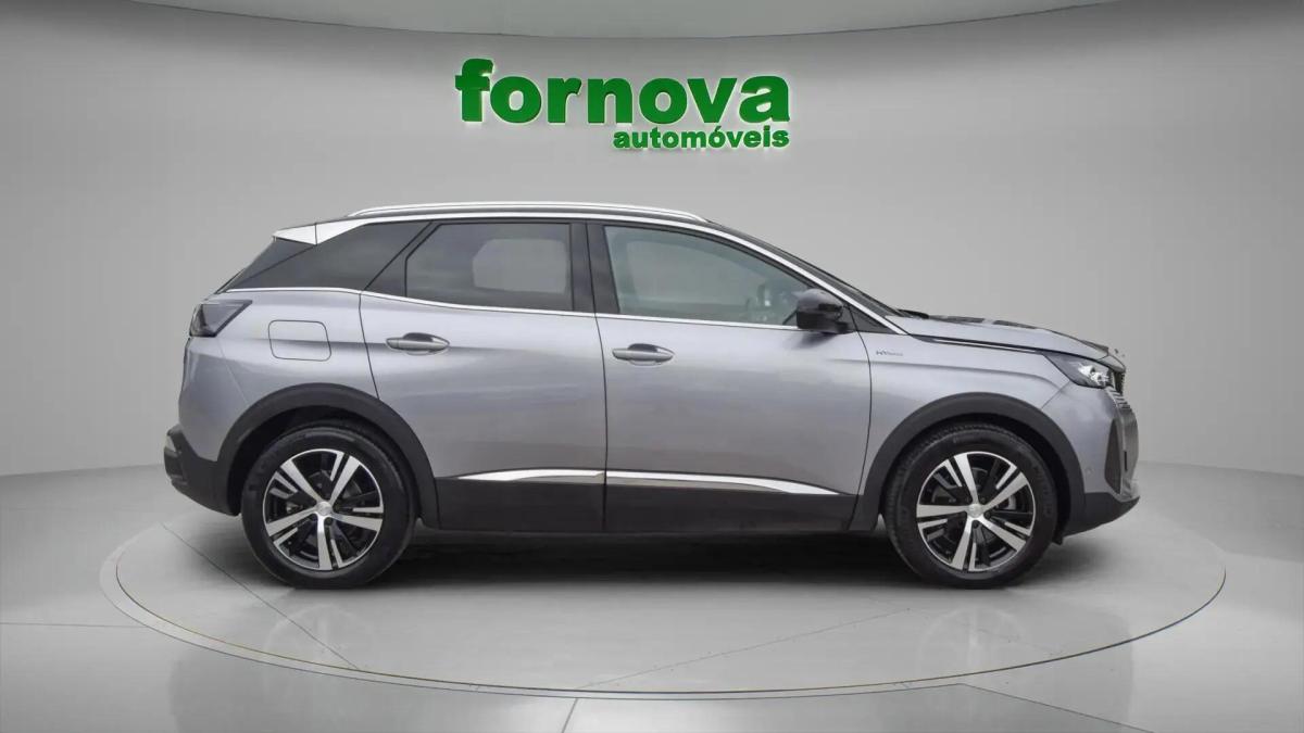 peugeot-3008-2023-hibrido-a-gasolina-1598cc