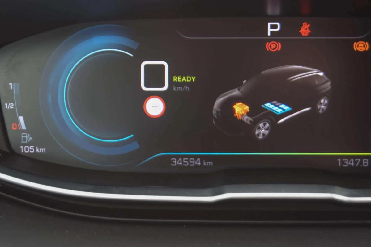 peugeot-3008-2023-hibrido-a-gasolina-1598cc