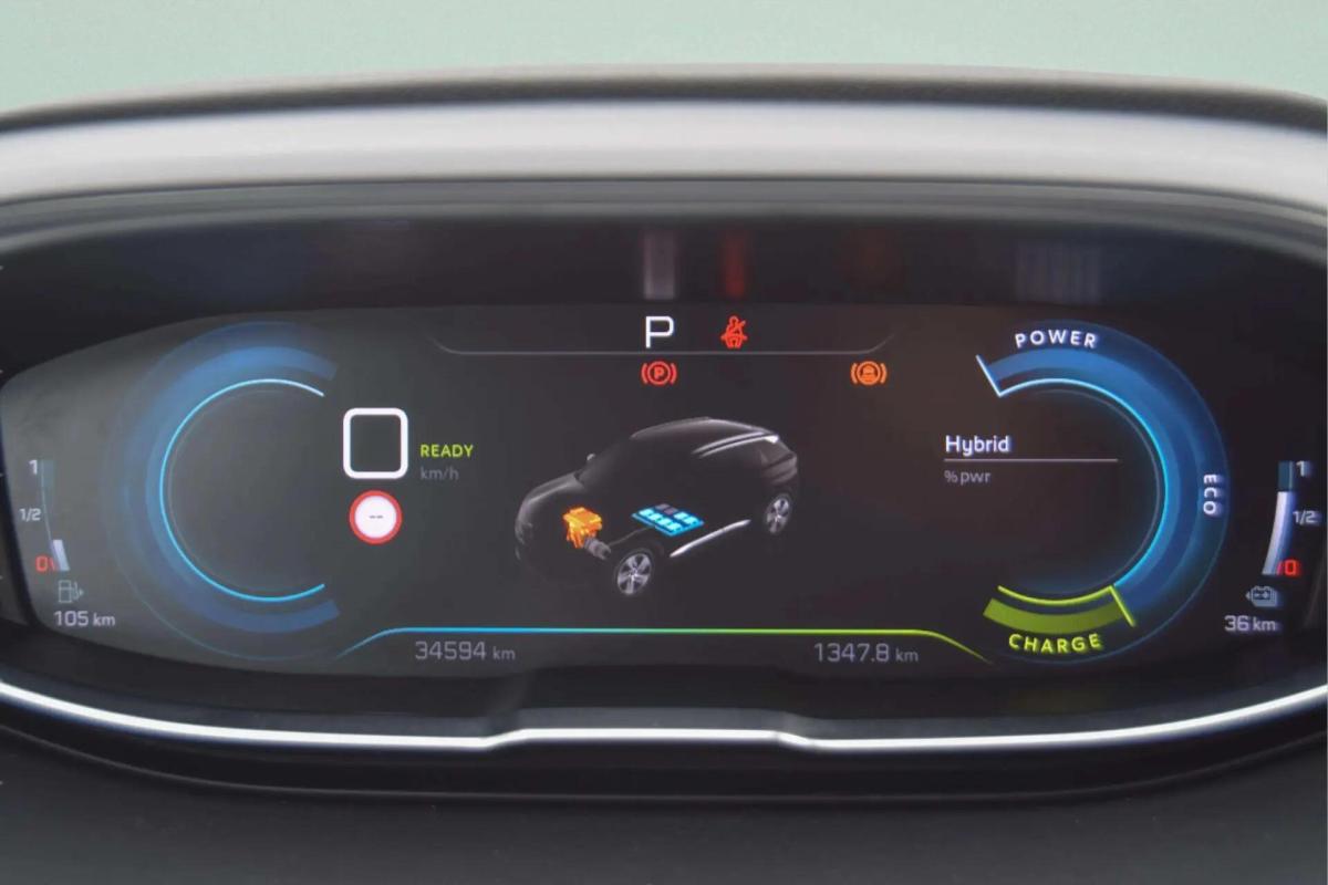 peugeot-3008-2023-hibrido-a-gasolina-1598cc