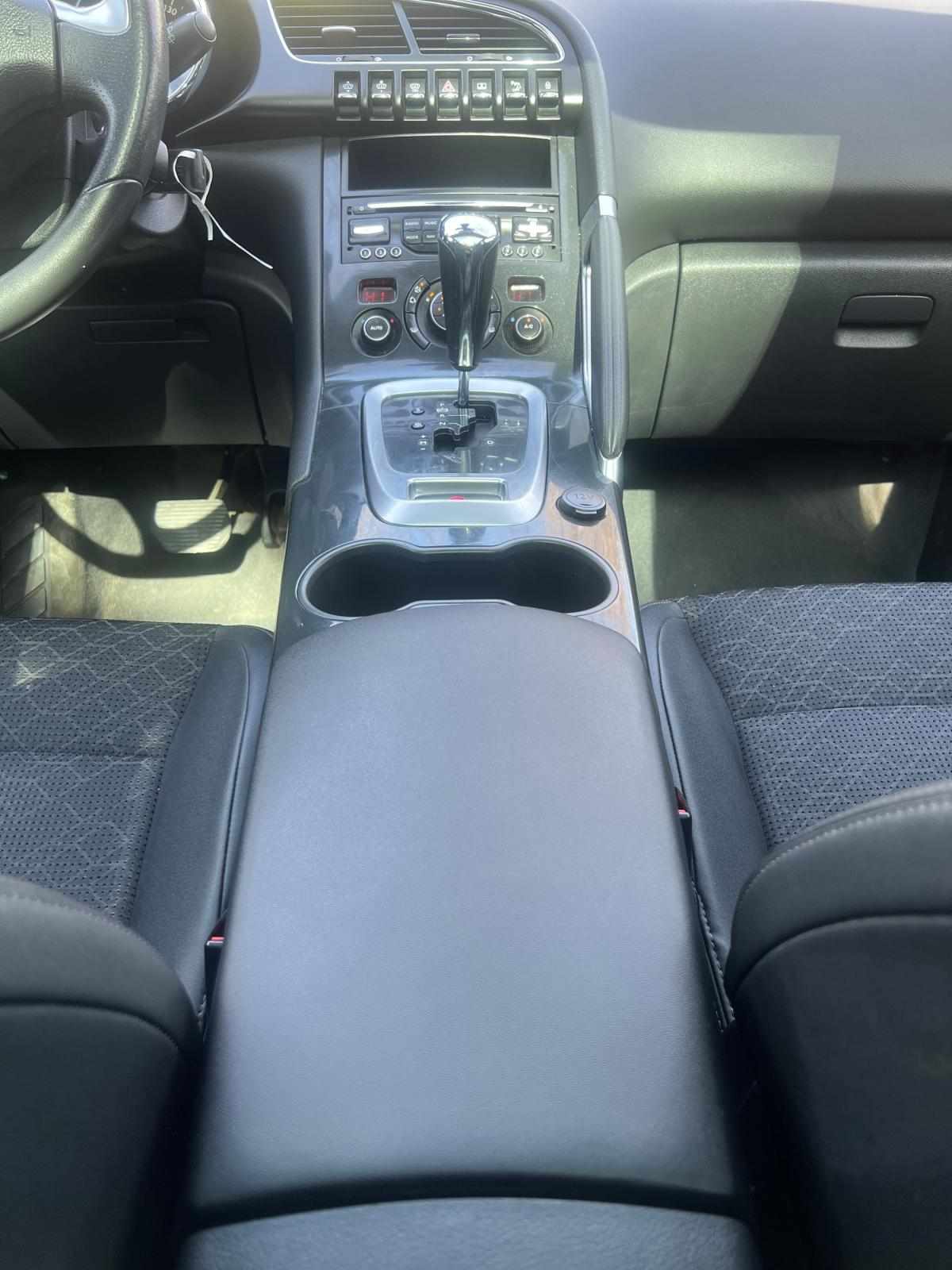 peugeot-3008-2016-diesel-1560cc