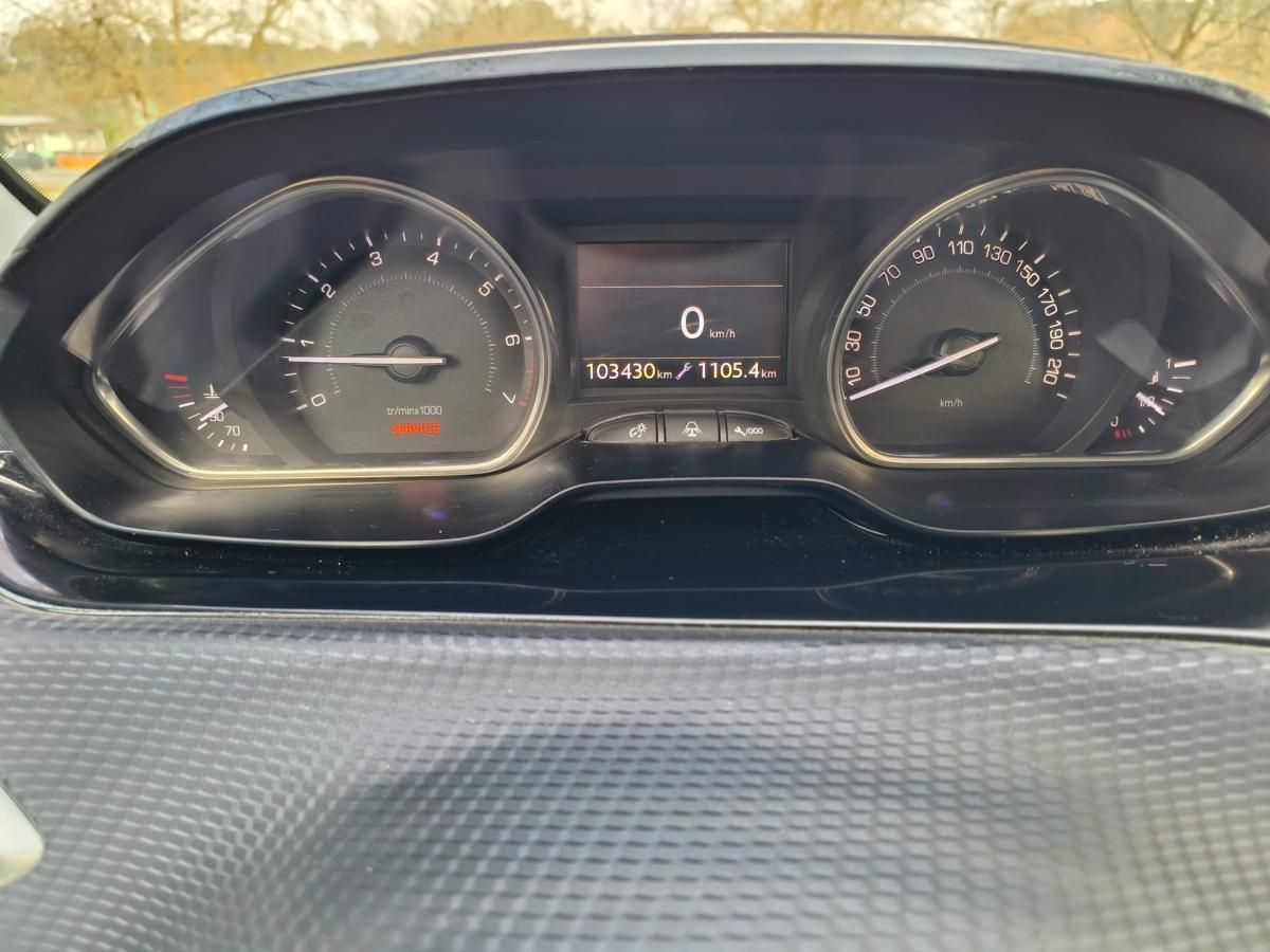 peugeot-2008-2015-gasolina-1199cc