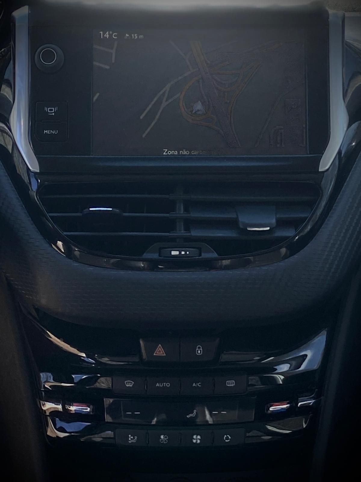 peugeot-2008-2015-gasolina-1199cc