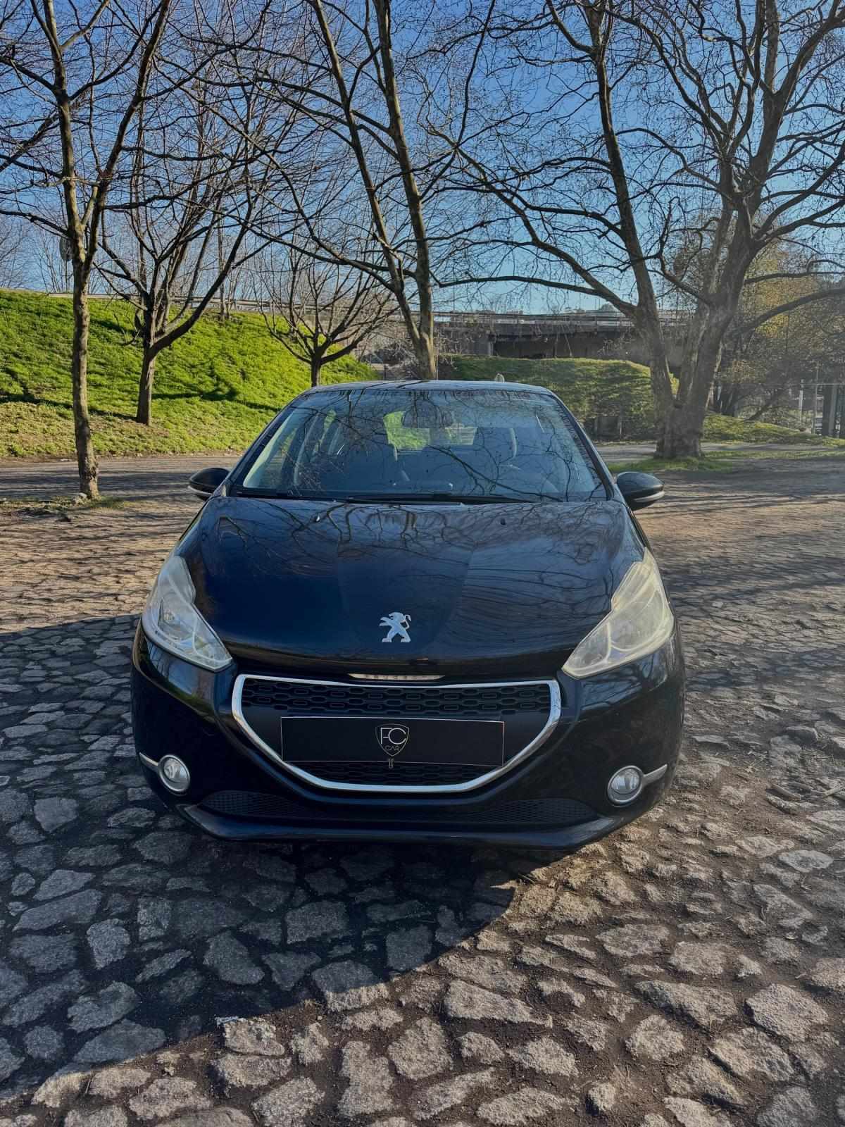 peugeot-208-2013-gasolina-1199cc
