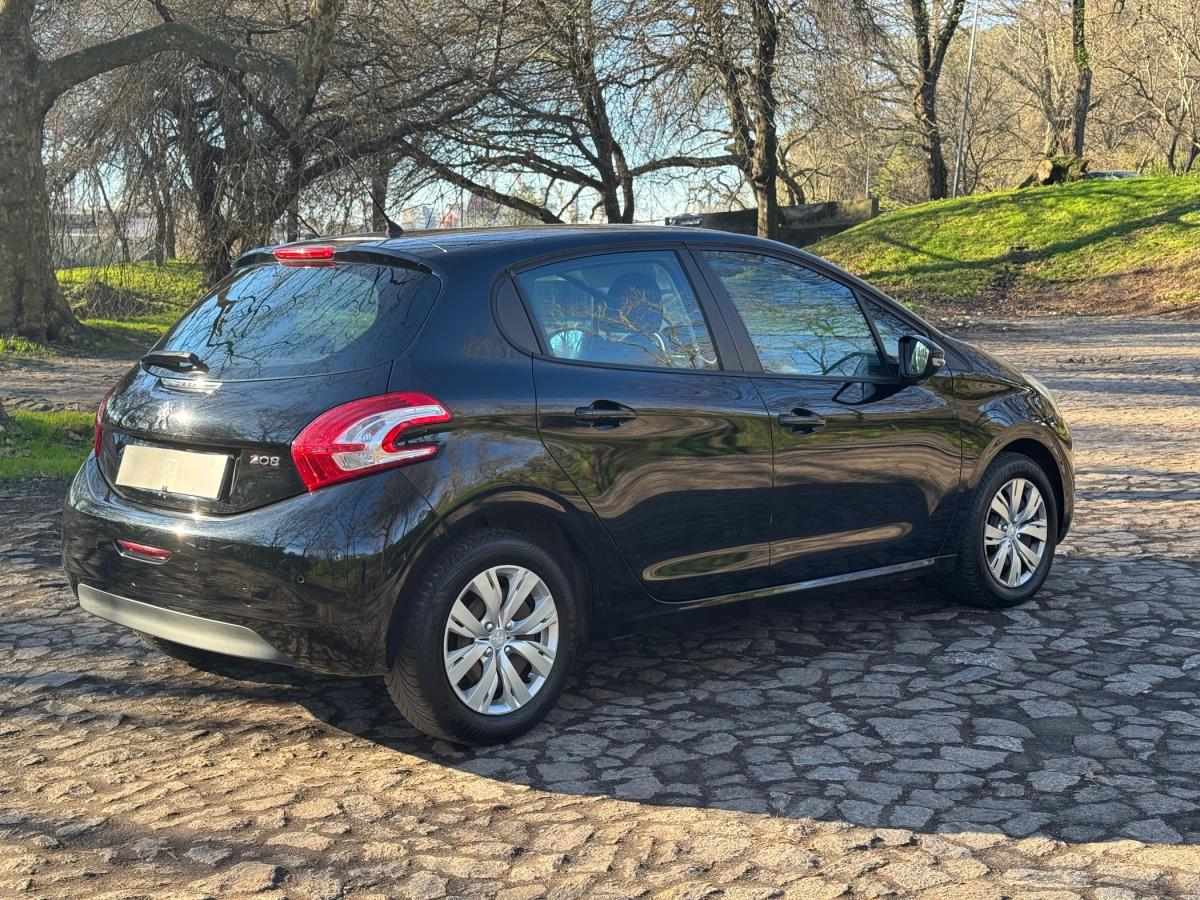 peugeot-208-2013-gasolina-1199cc