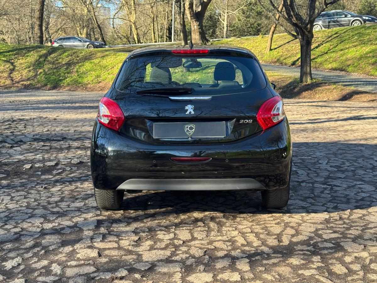 peugeot-208-2013-gasolina-1199cc