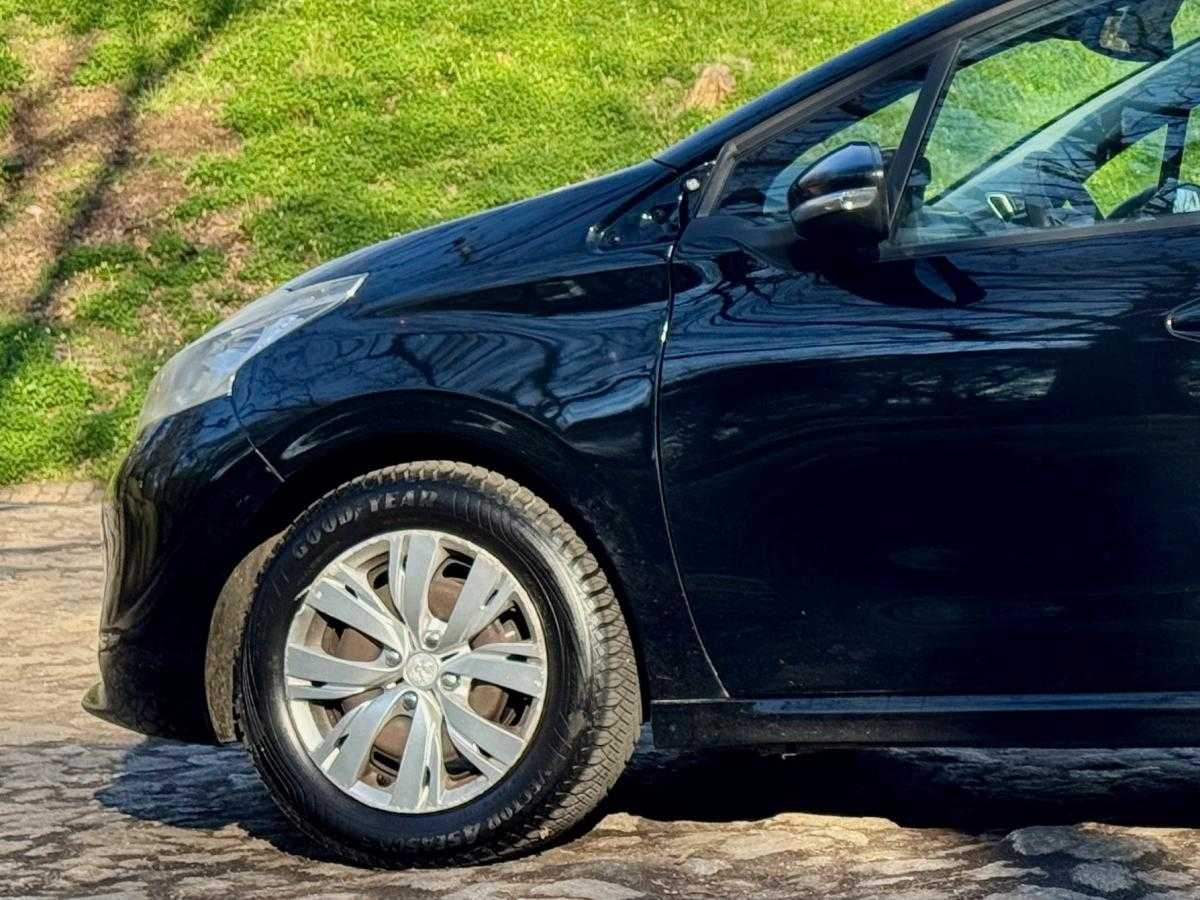 peugeot-208-2013-gasolina-1199cc