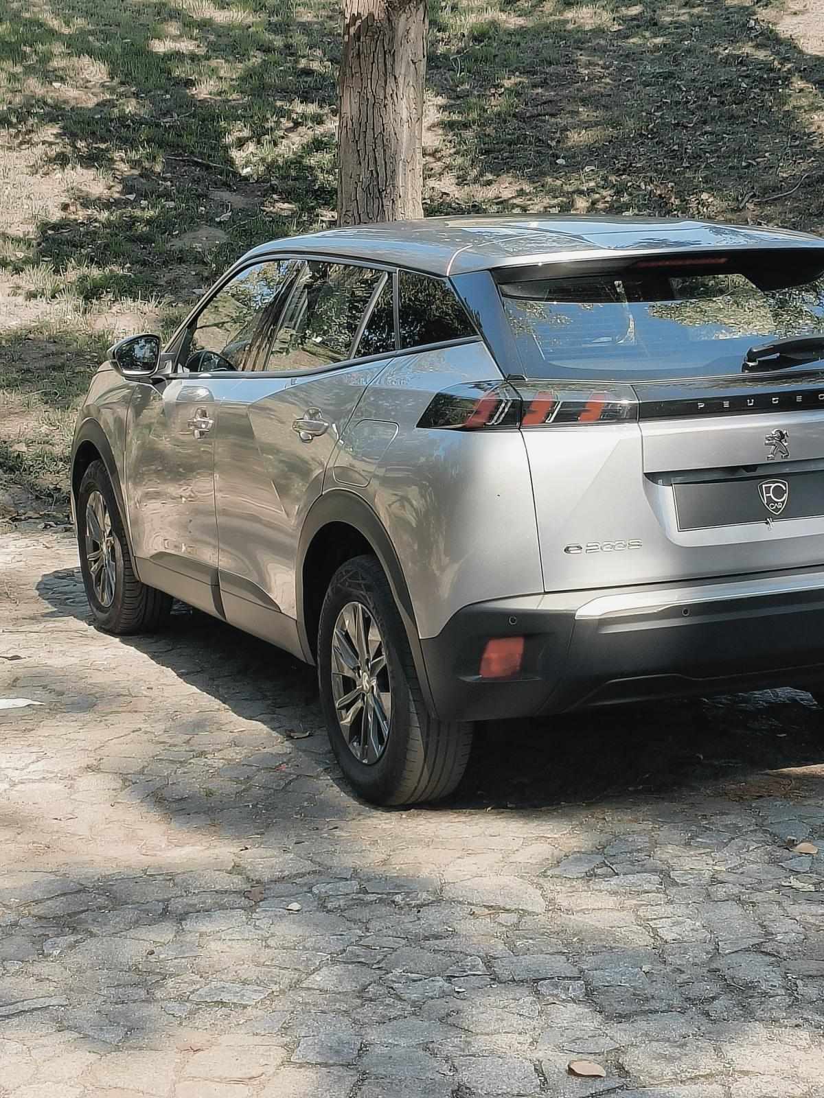 peugeot-2008-2021-eletrico-50cc