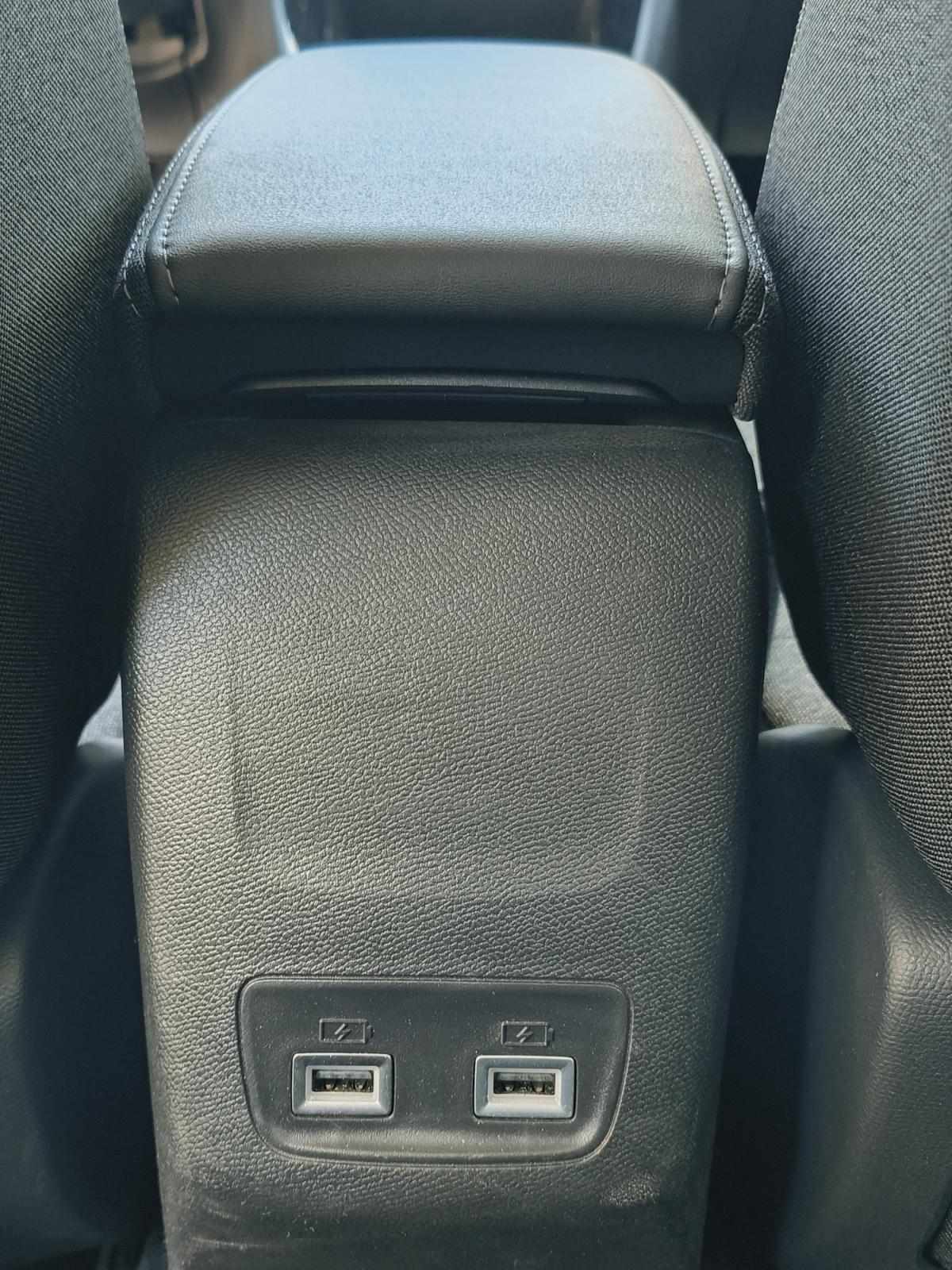 peugeot-2008-2021-eletrico-50cc