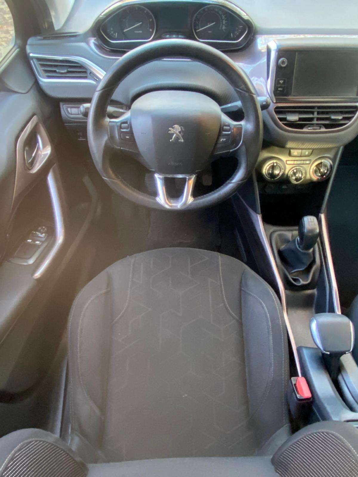 peugeot-2008-2014-diesel-1560cc