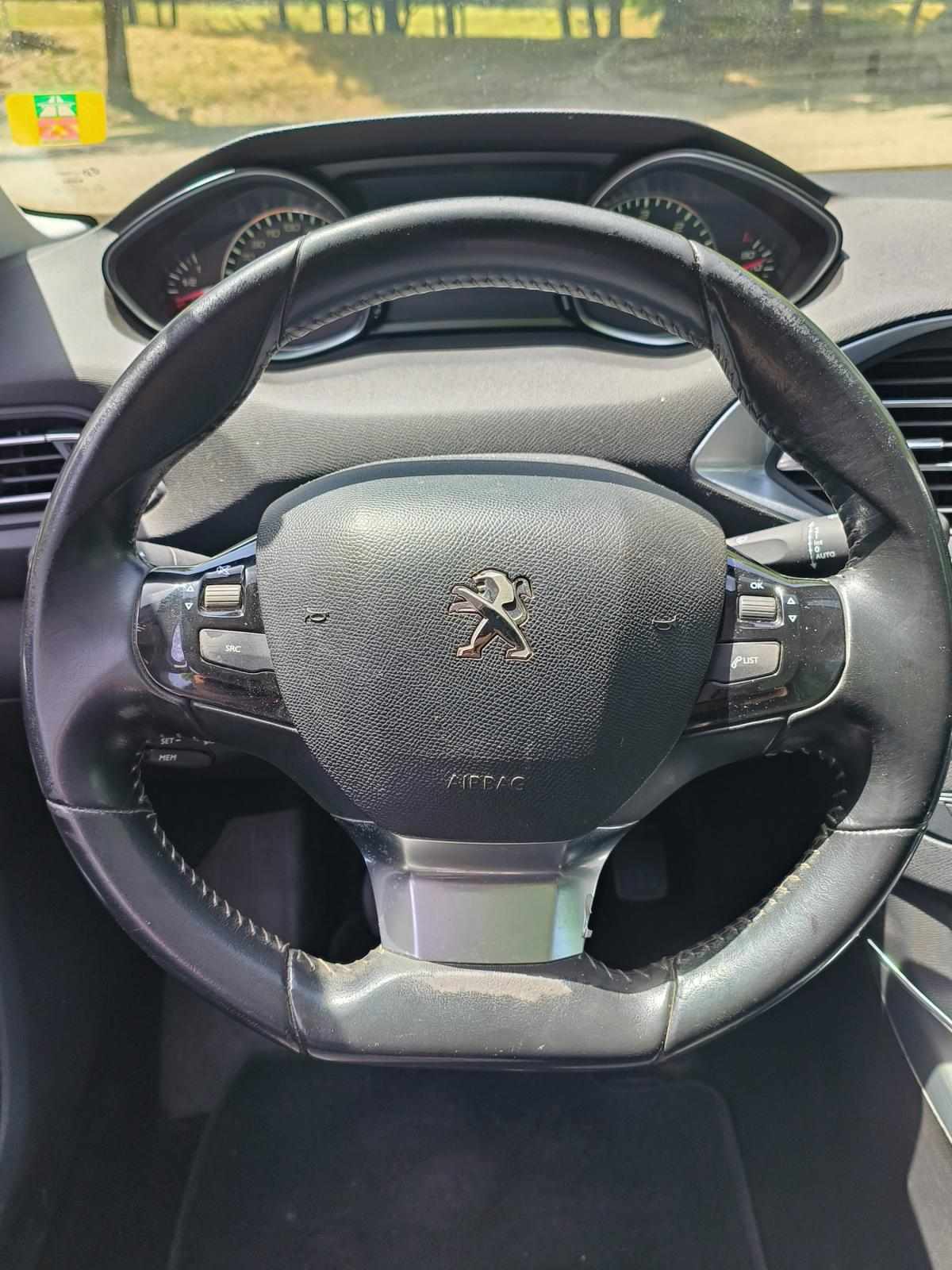 peugeot-308-sw-2014-diesel-1560cc