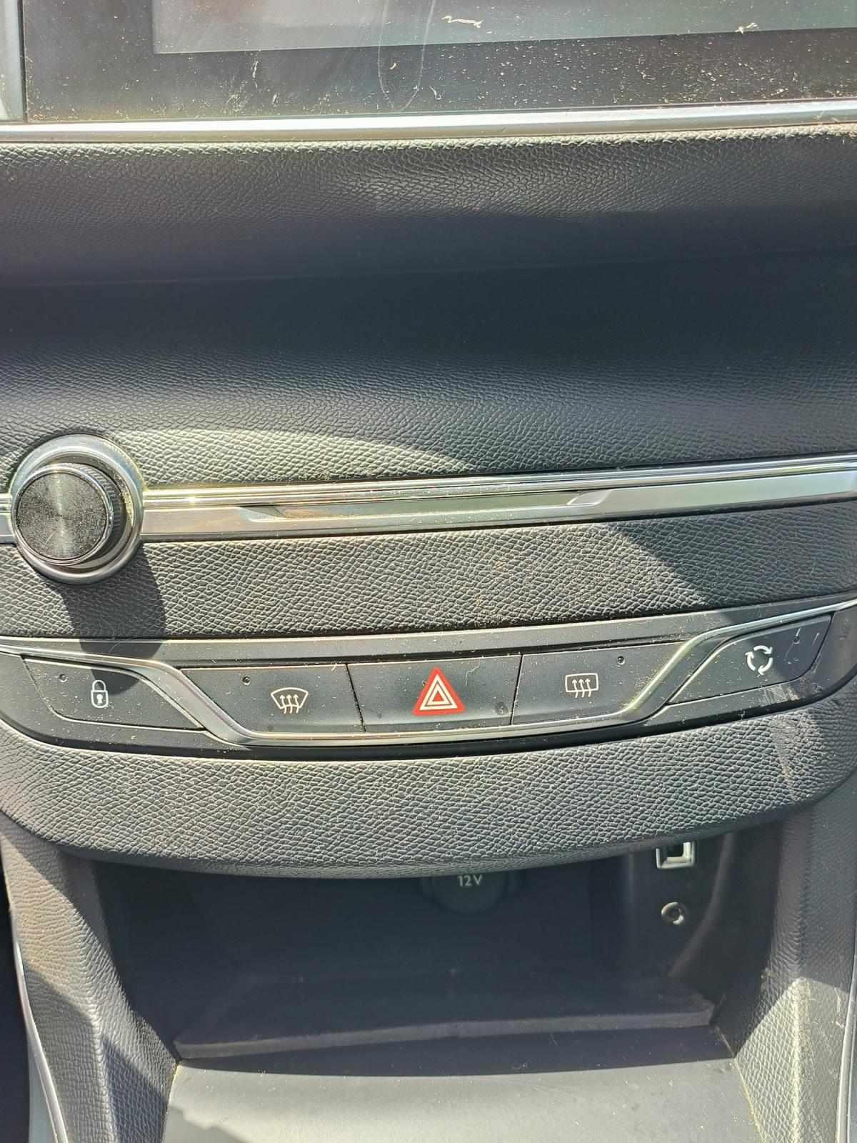 peugeot-308-sw-2014-diesel-1560cc