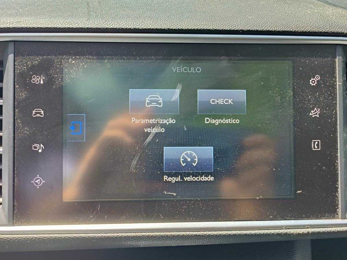 peugeot-308-sw-2014-diesel-1560cc