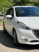 peugeot-208-2013-gasolina-1199cc