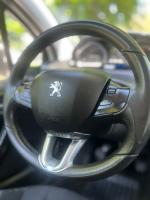 peugeot-208-2013-gasolina-1199cc