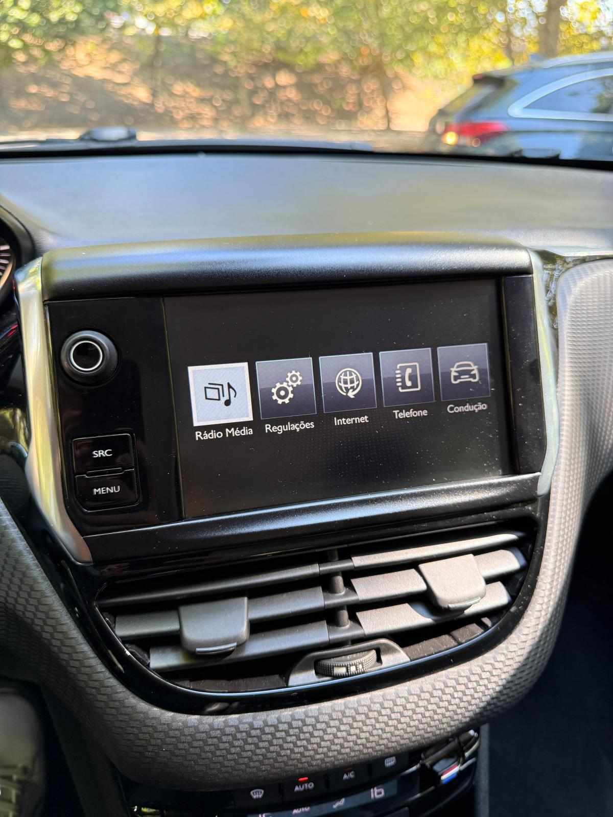 peugeot-2008-2014-gasolina-1199cc