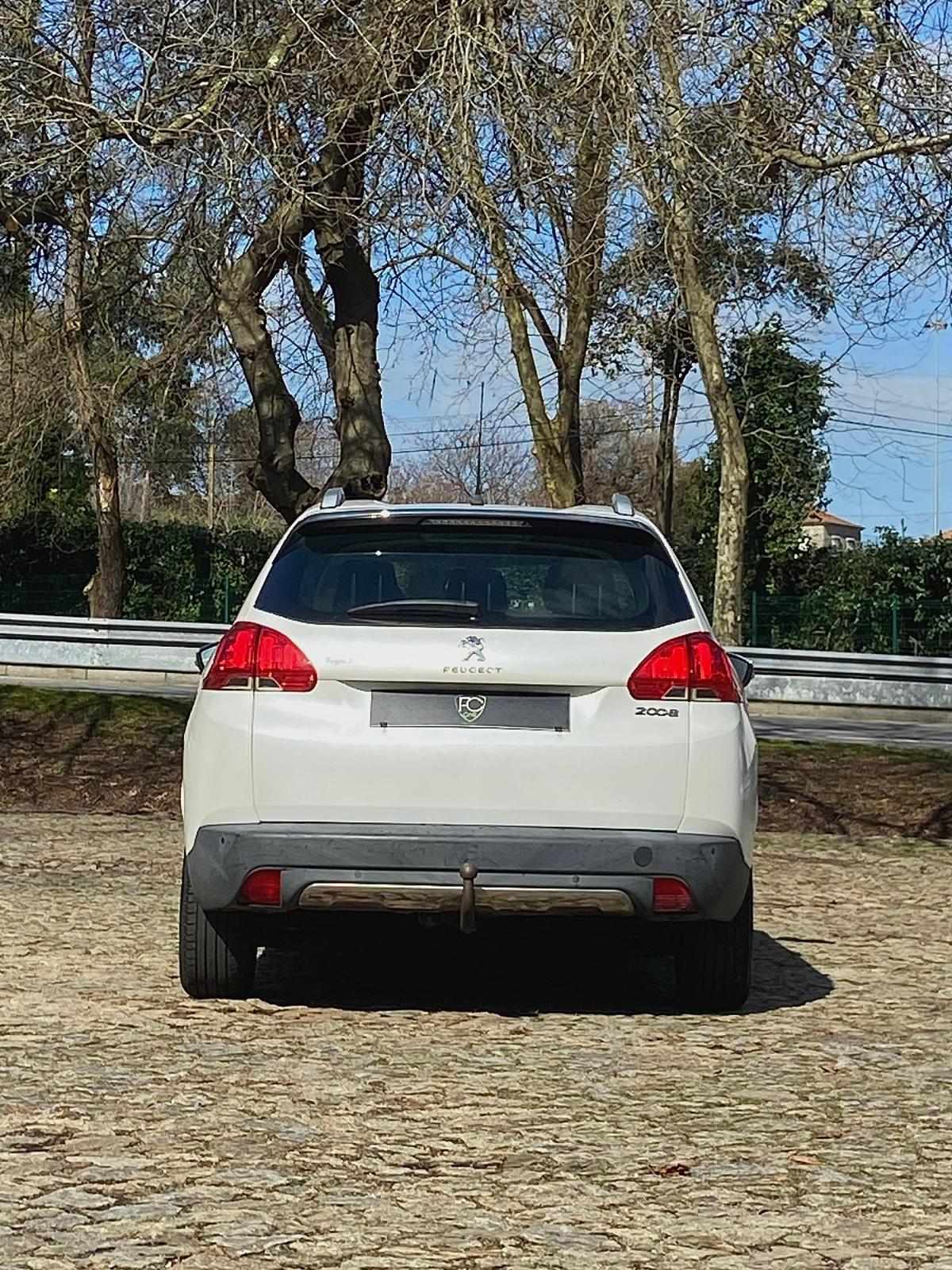 peugeot-2008-2013-gasolina-1199cc