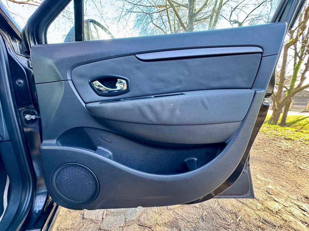 renault-scenic-2015-diesel-1461cc