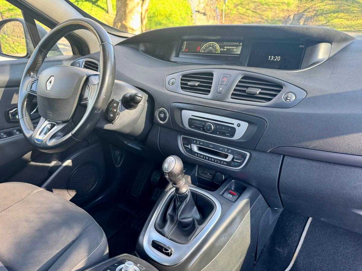 renault-scenic-2015-diesel-1461cc