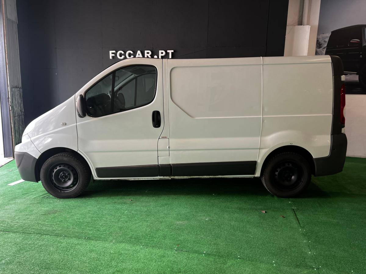 renault-trafic-2010-diesel-1995cc