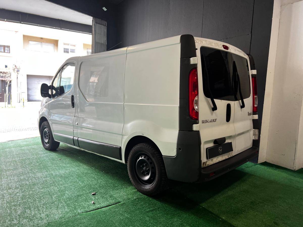 renault-trafic-2010-diesel-1995cc
