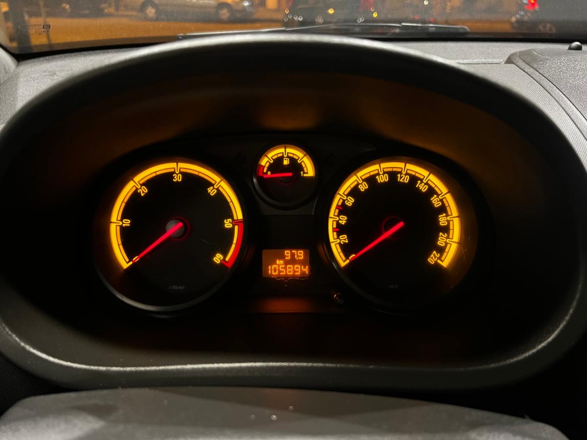opel-corsa-2010-diesel-1248cc