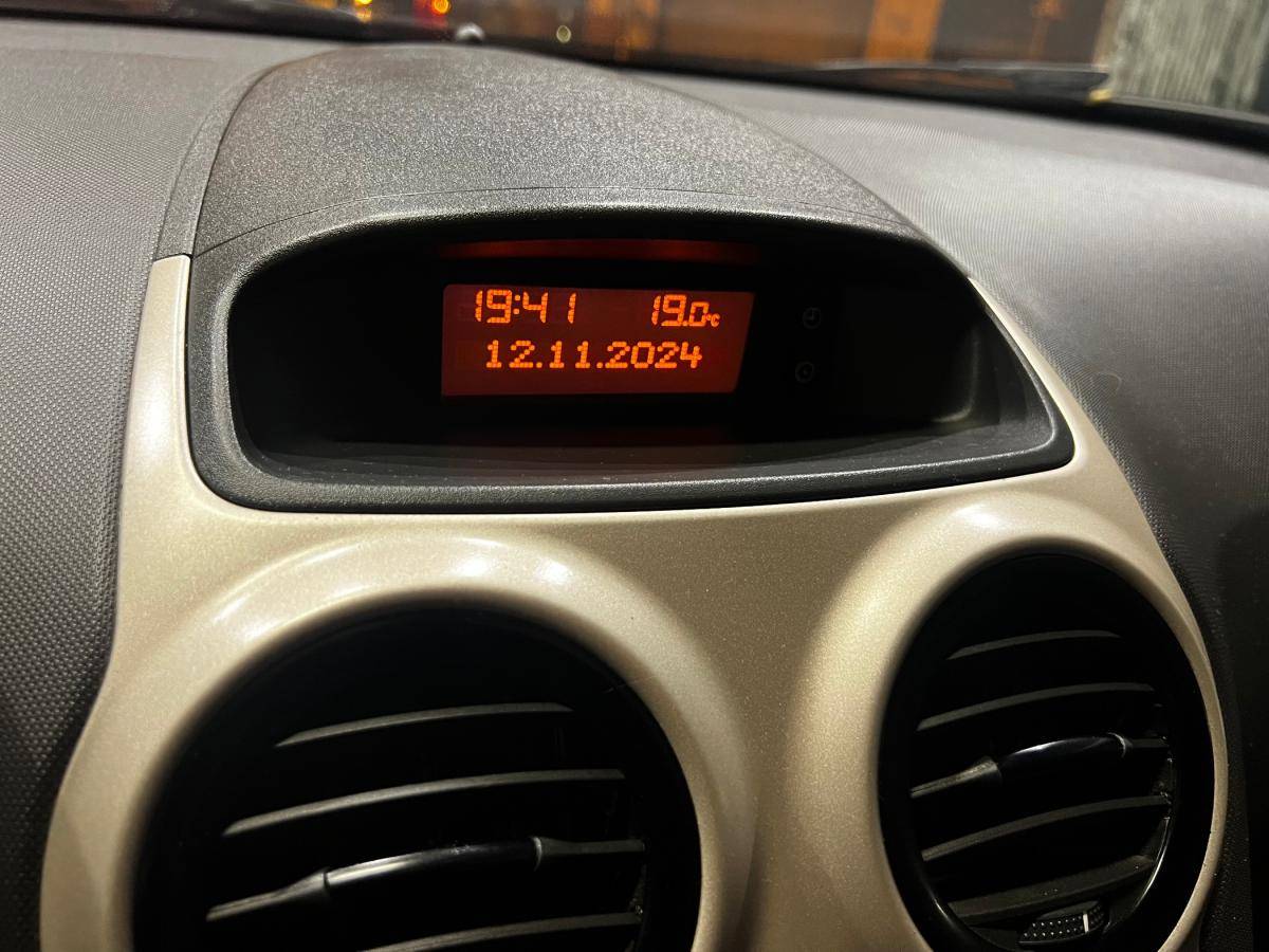 opel-corsa-2010-diesel-1248cc