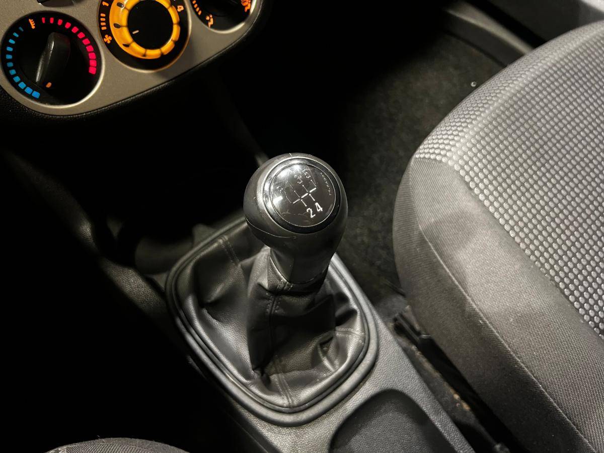 opel-corsa-2010-diesel-1248cc