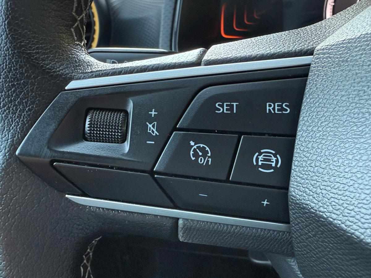 seat-ibiza-1-0-ecotsi-2024-gasolina-999cc