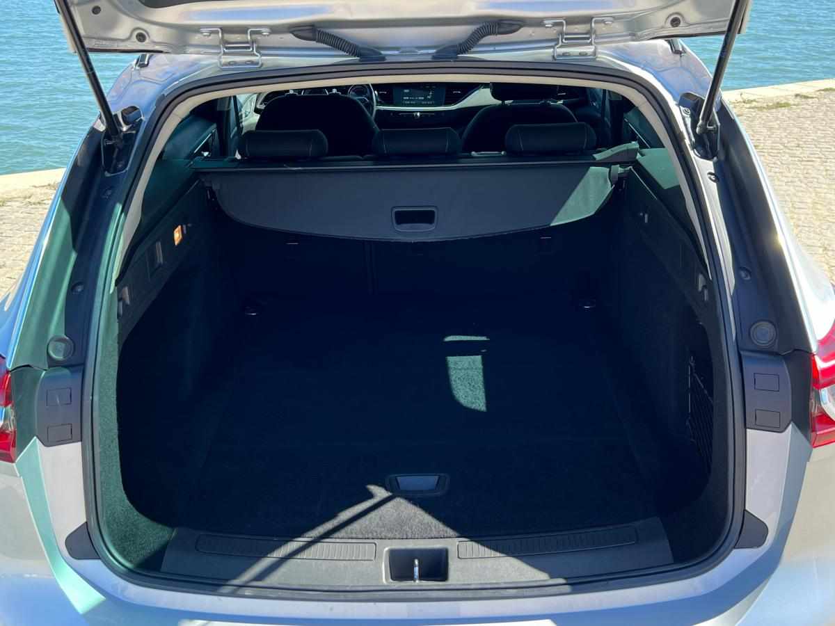 opel-insignia-1-6-cdti-2019-diesel-1598cc