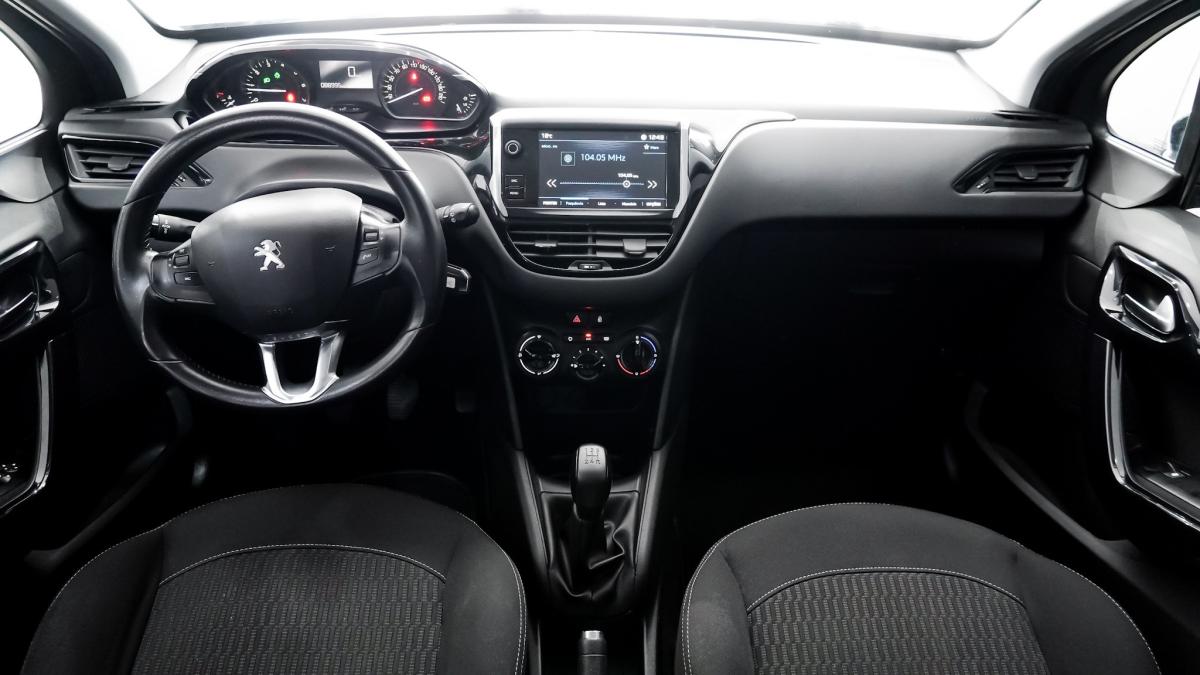 peugeot-208-2017-gasolina-1199cc