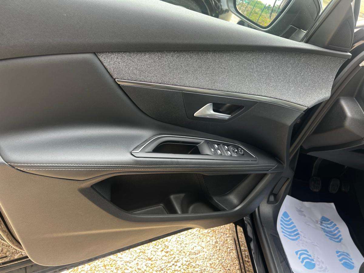 peugeot-3008-2019-diesel-1499cc