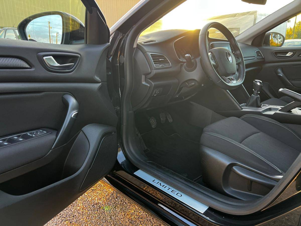 renault-megane-sport-tourer-2020-diesel-1461cc