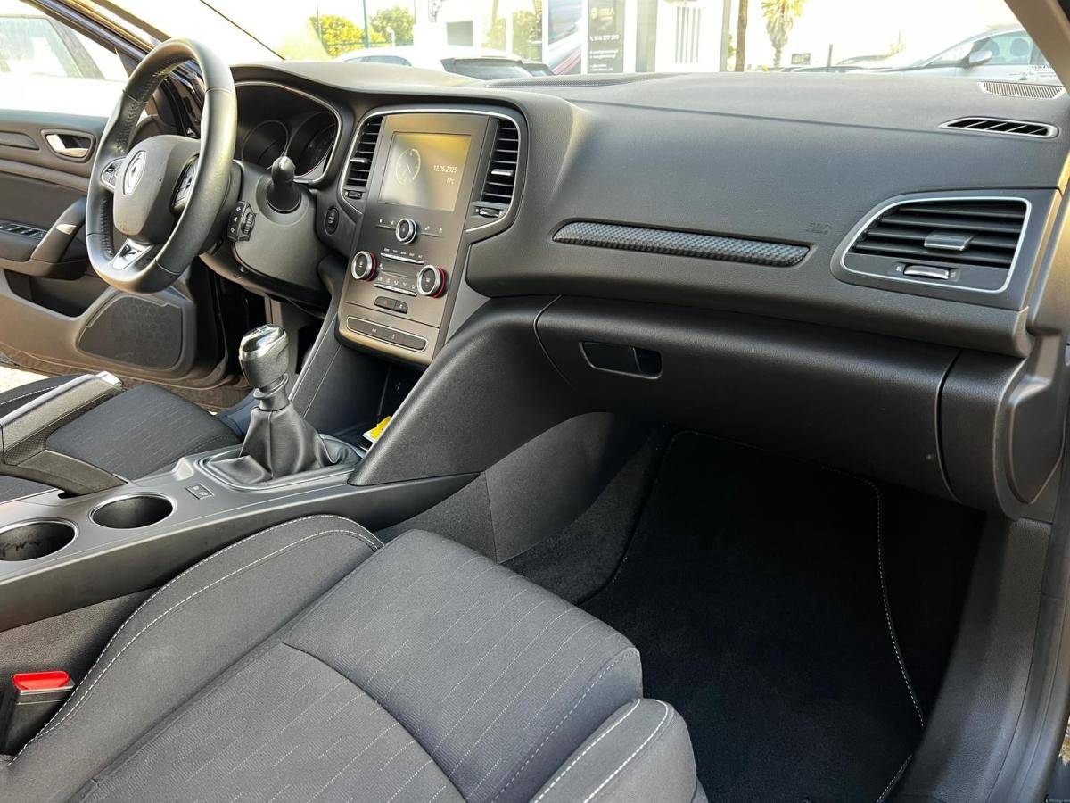 renault-megane-sport-tourer-2020-diesel-1461cc