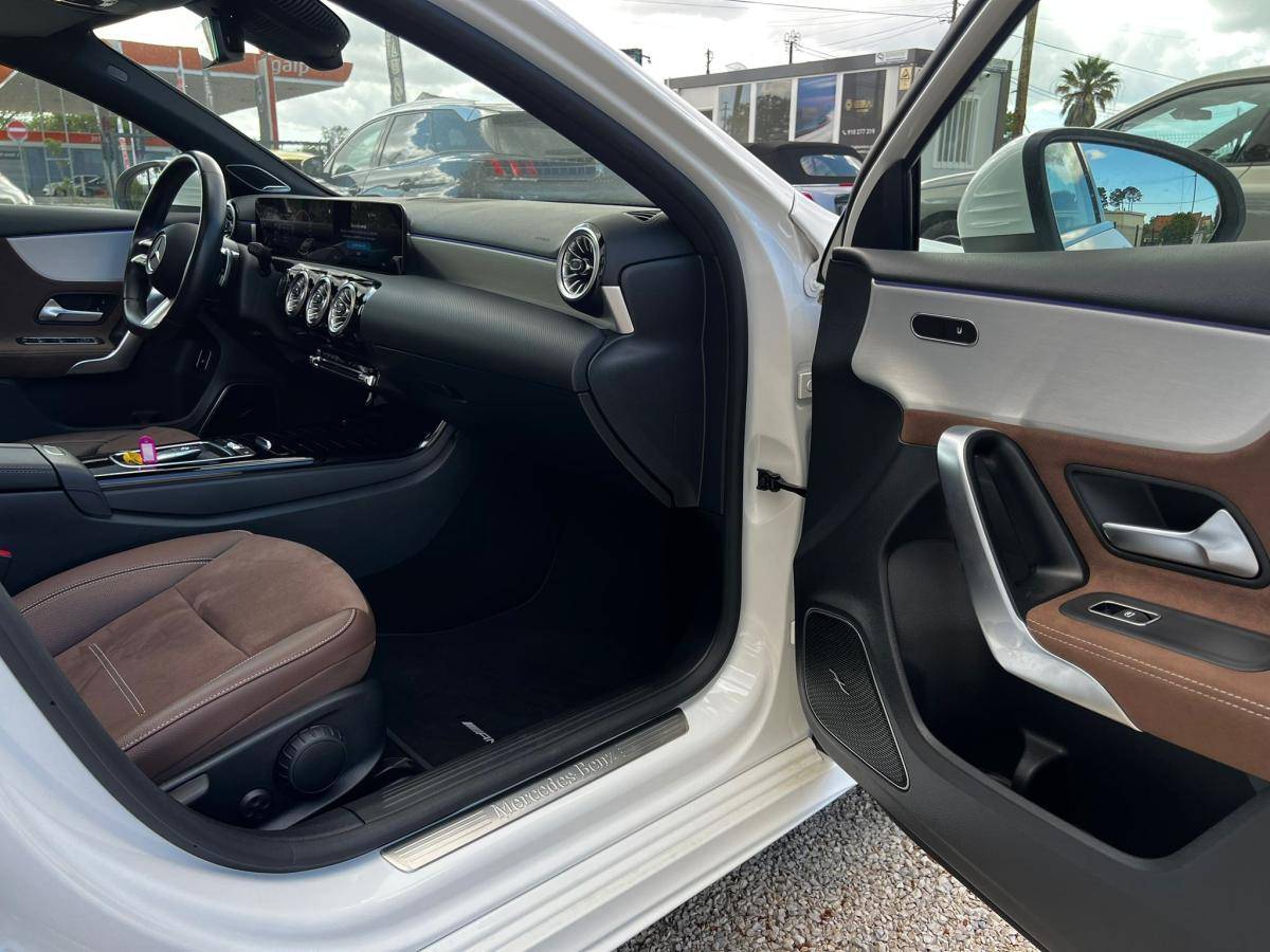 mercedes-benz-classe-a-2024-hibrido-a-gasolina-1332cc