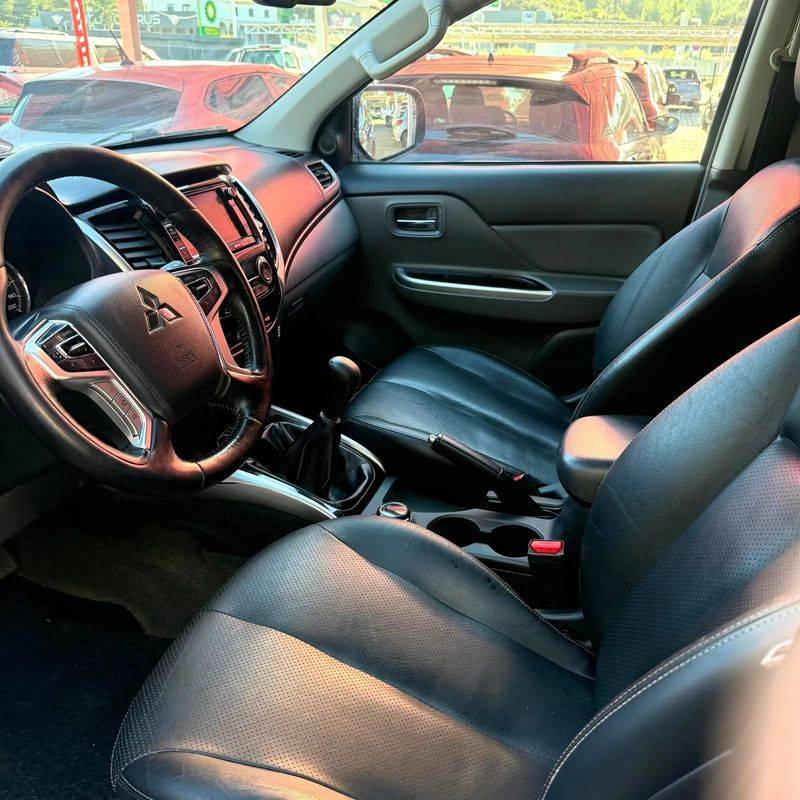 mitsubishi-l200-2018-diesel-2442cc